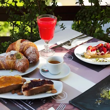 Готель Mercure Siracusa Syracuse