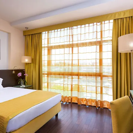 Готель Mercure Siracusa Syracuse