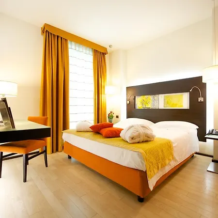 Готель Mercure Siracusa 4*